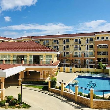 Spacious 1 Bedroom At Arezzo Place Davao With Pool,Wifi And Netflix Экстерьер фото