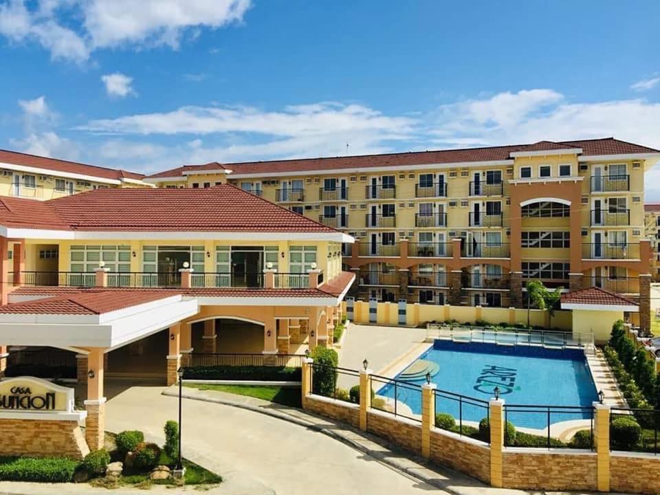 Spacious 1 Bedroom At Arezzo Place Davao With Pool,Wifi And Netflix Экстерьер фото