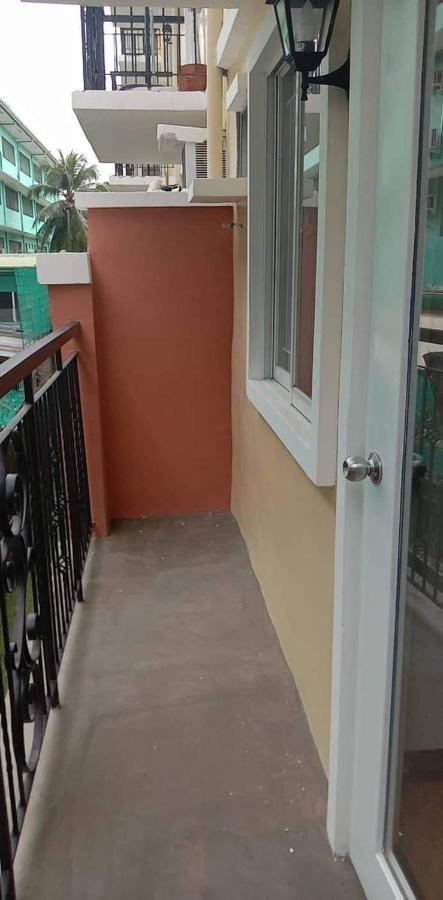 Spacious 1 Bedroom At Arezzo Place Davao With Pool,Wifi And Netflix Экстерьер фото